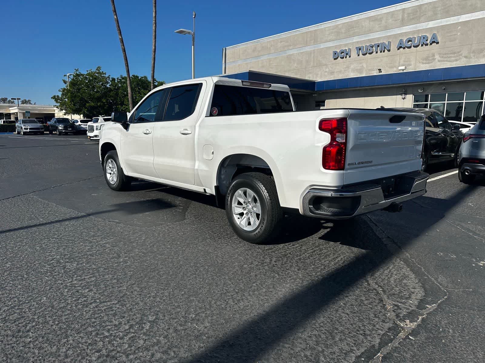 Thumbnail: 2021 Chevrolet Silverado 1500 - 3