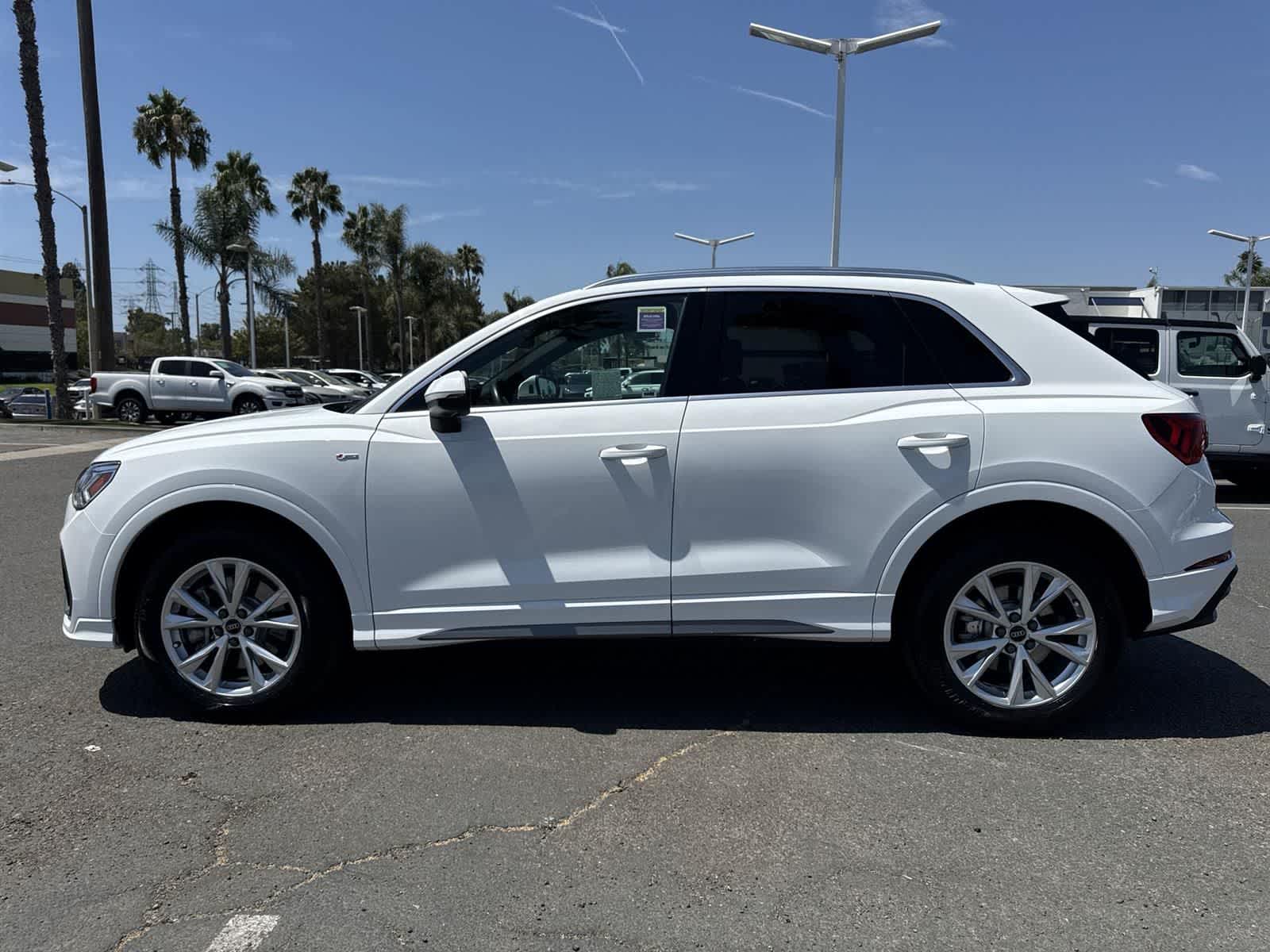 Thumbnail: 2024 Audi Q3 - 5