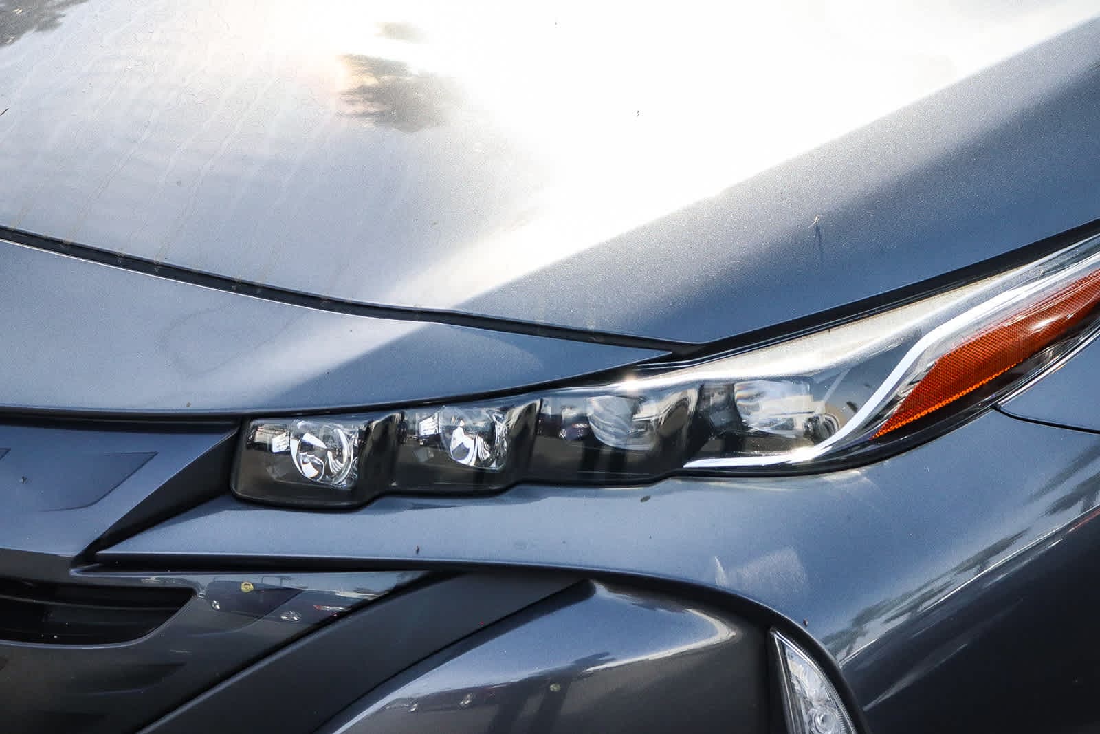 Used 2021 Toyota Prius Prime XLE with VIN JTDKAMFP5M3194210 for sale in Anaheim, CA