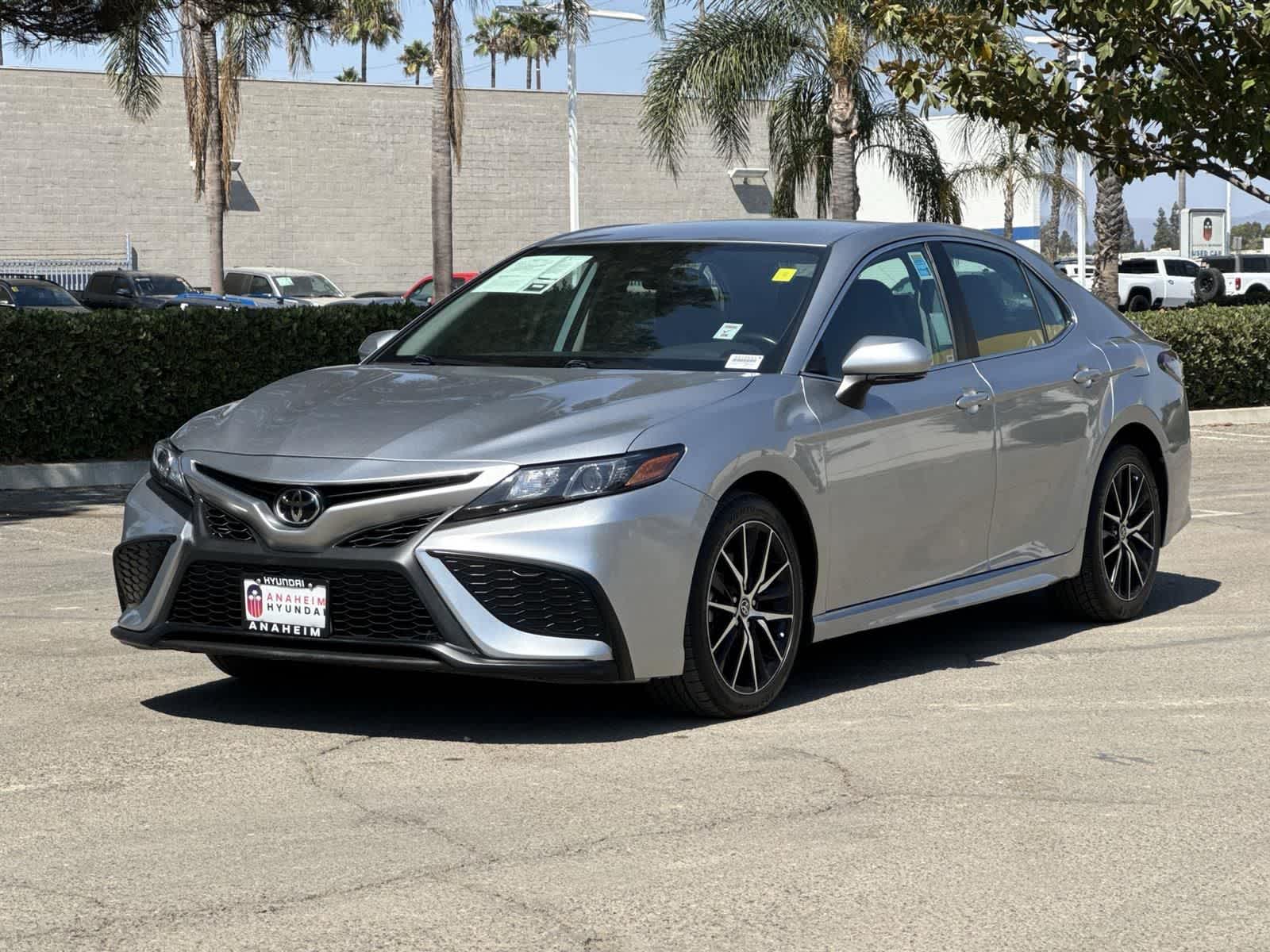 Thumbnail: 2022 Toyota Camry - 6