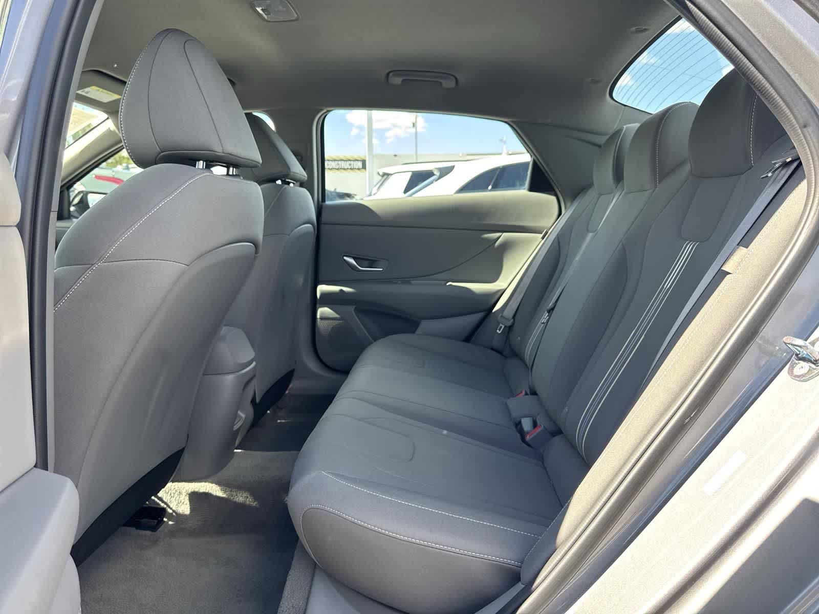 Thumbnail: 2025 Hyundai Elantra - 26