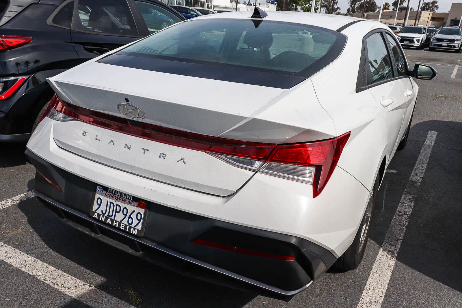 2024 Hyundai Elantra SE photo 4