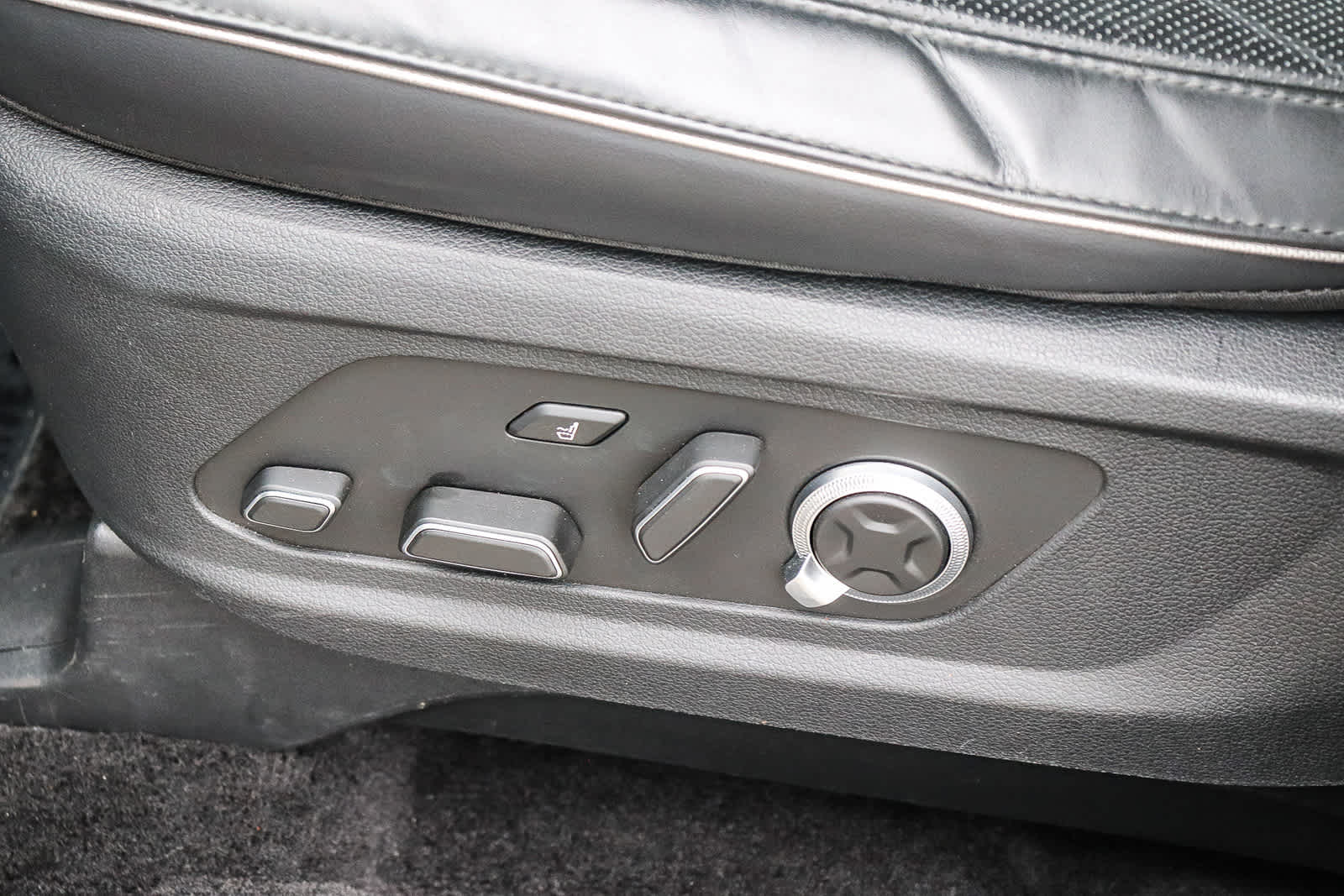 Thumbnail: 2024 Hyundai Palisade - 23