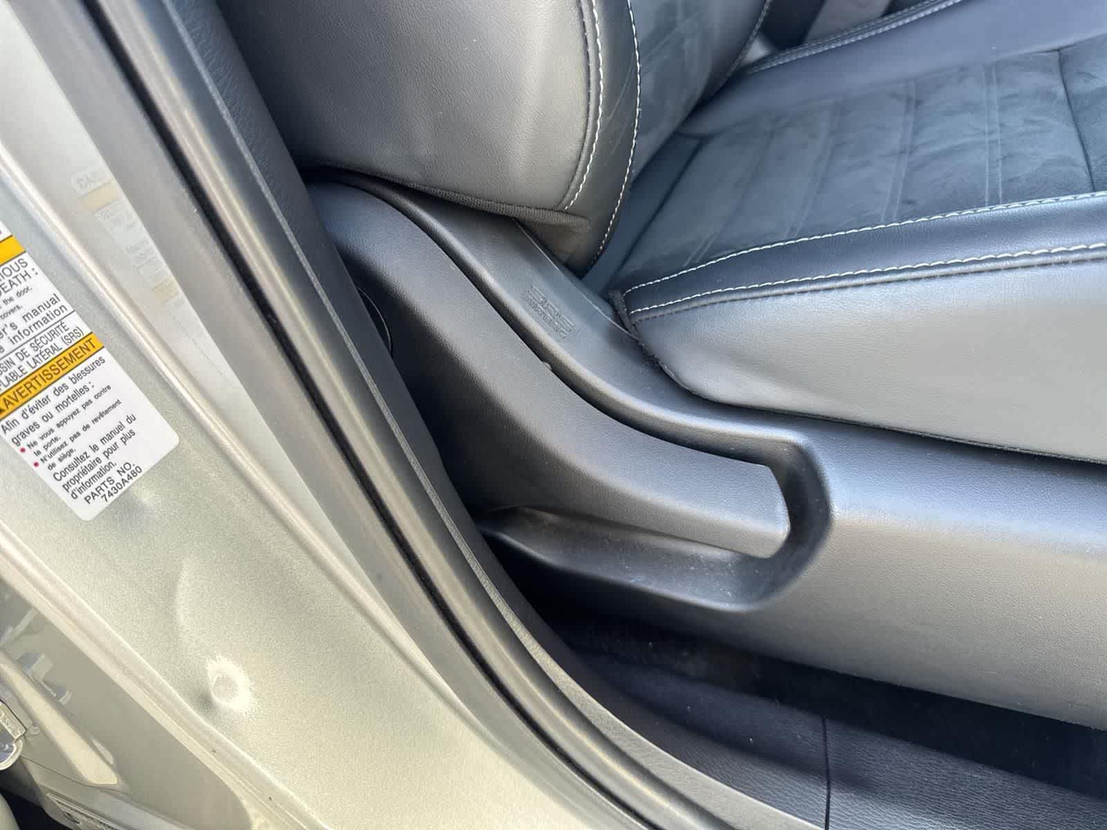 Thumbnail: 2024 Mitsubishi Outlander - 40