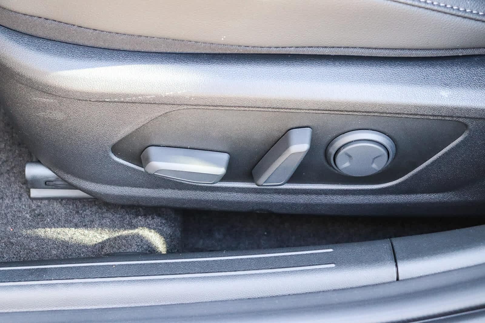 Thumbnail: 2026 Hyundai Elantra - 24