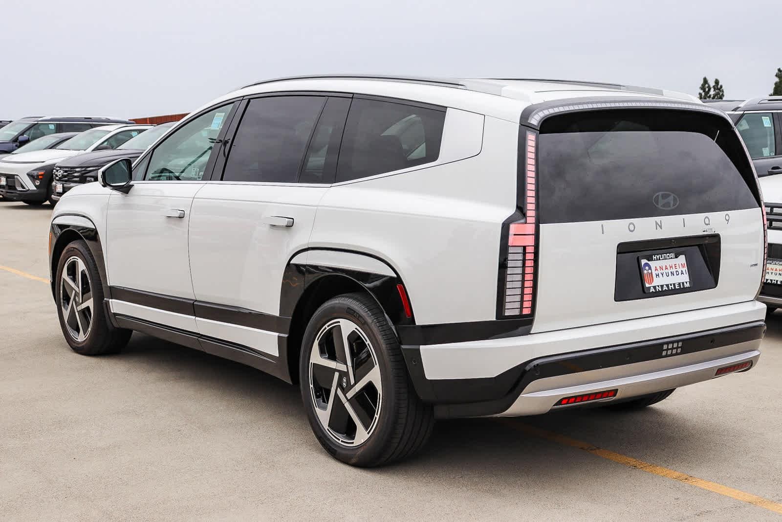 Thumbnail: 2026 Hyundai Ioniq - 8