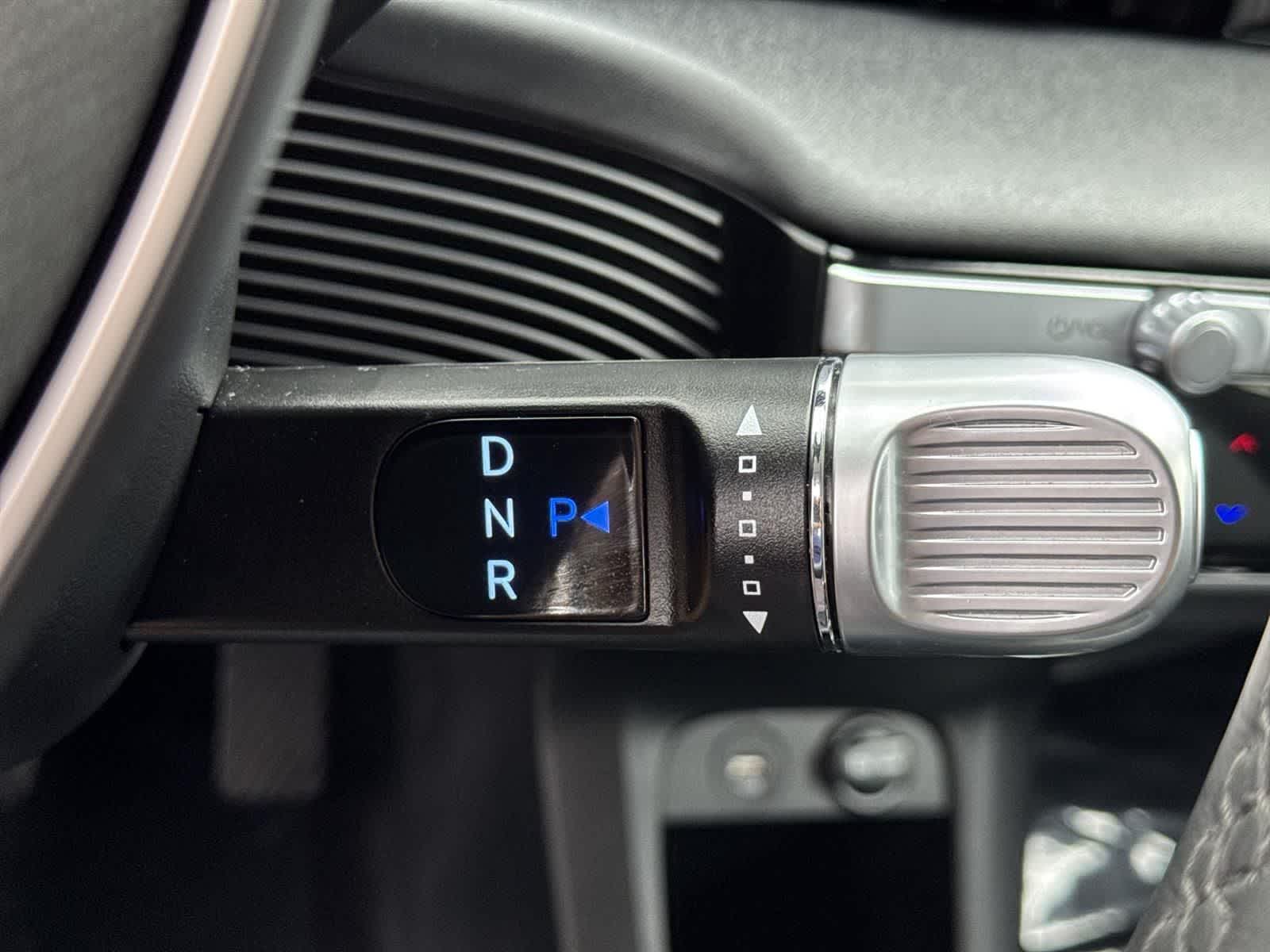 Thumbnail: 2023 Hyundai Ioniq 5 - 16