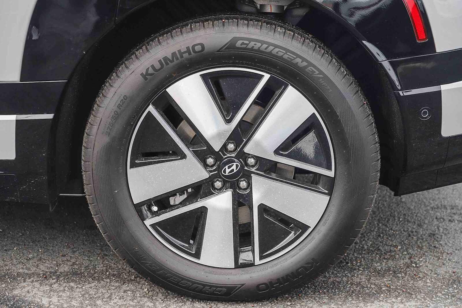 Thumbnail: 2026 Hyundai Ioniq - 12