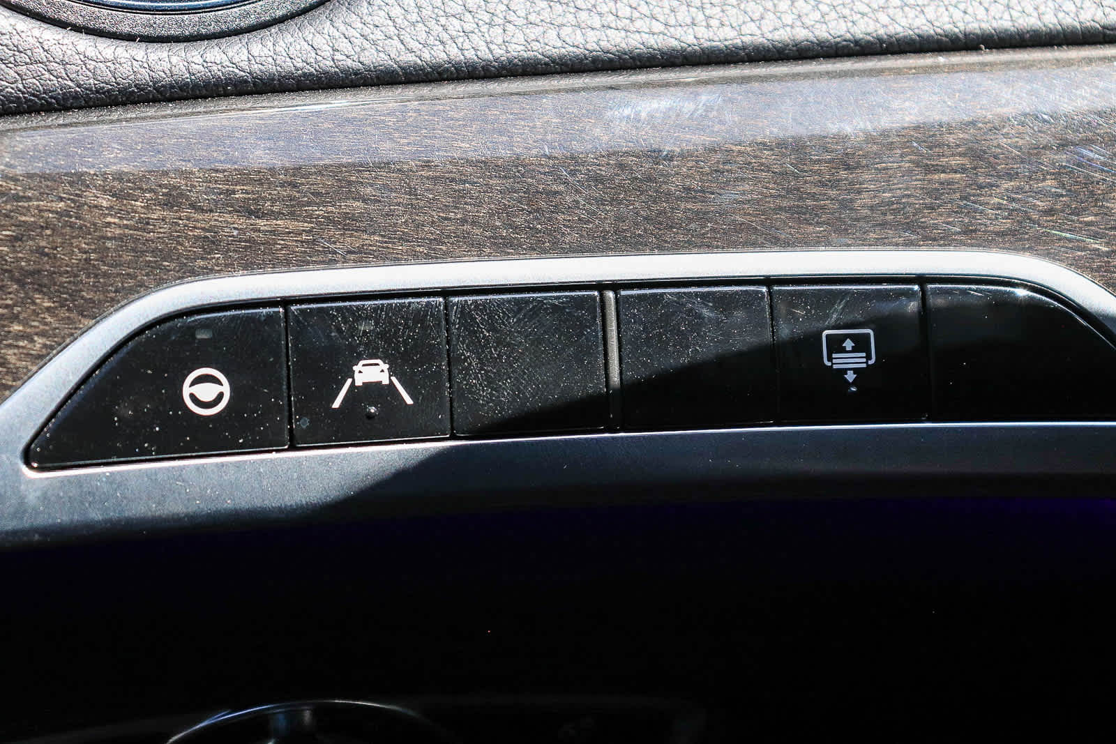 Thumbnail: 2019 Mercedes-Benz S-Class - 36