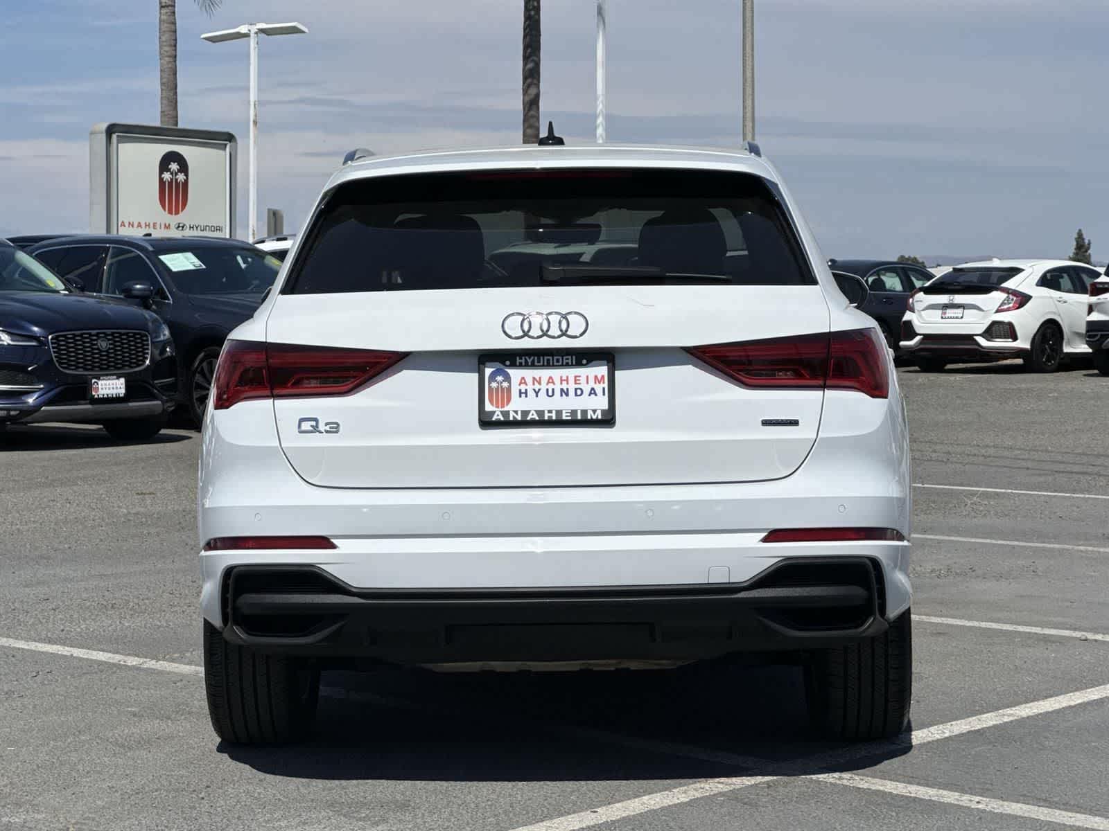 Thumbnail: 2024 Audi Q3 - 4