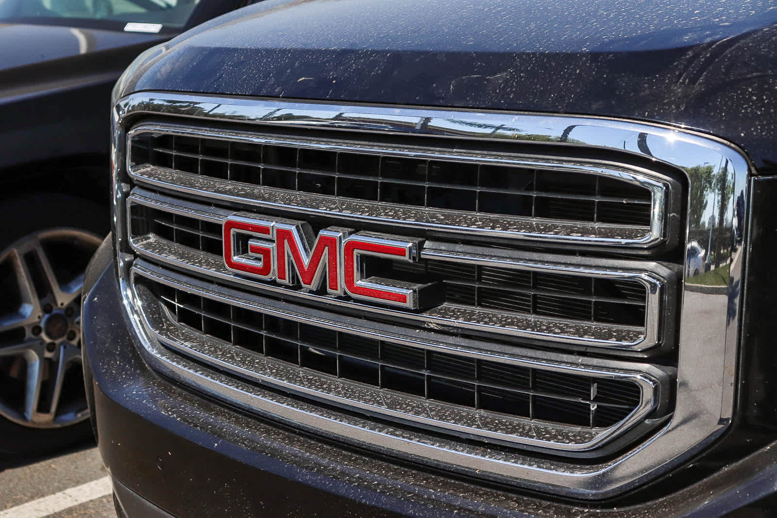 Thumbnail: 2016 GMC Yukon - 3