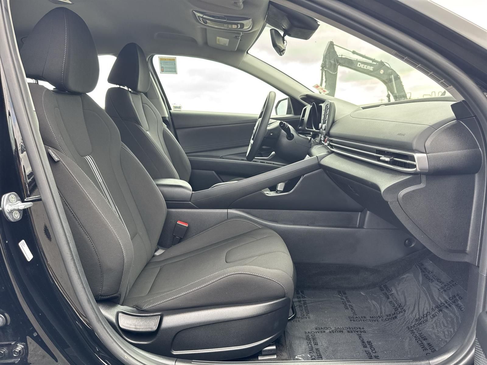 Thumbnail: 2022 Hyundai Elantra - 36