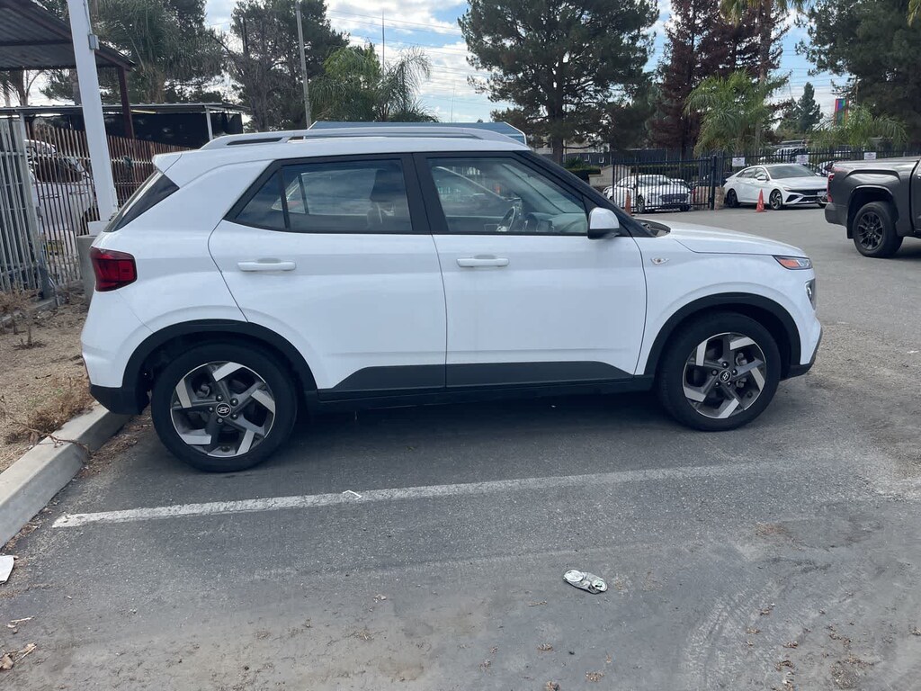 Certified 2022 Hyundai Venue SEL SUV