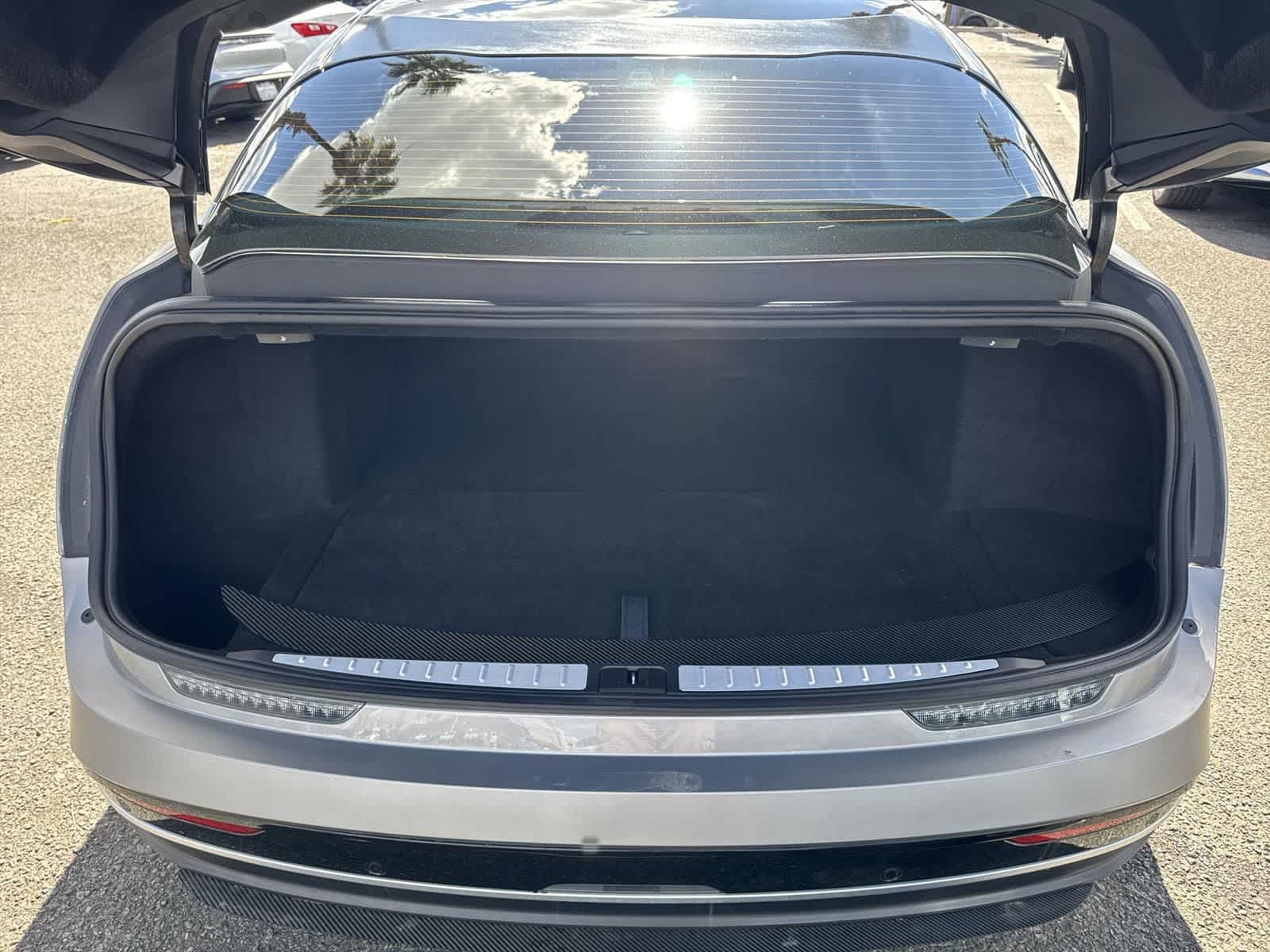 Thumbnail: 2023 Lucid Air - 35