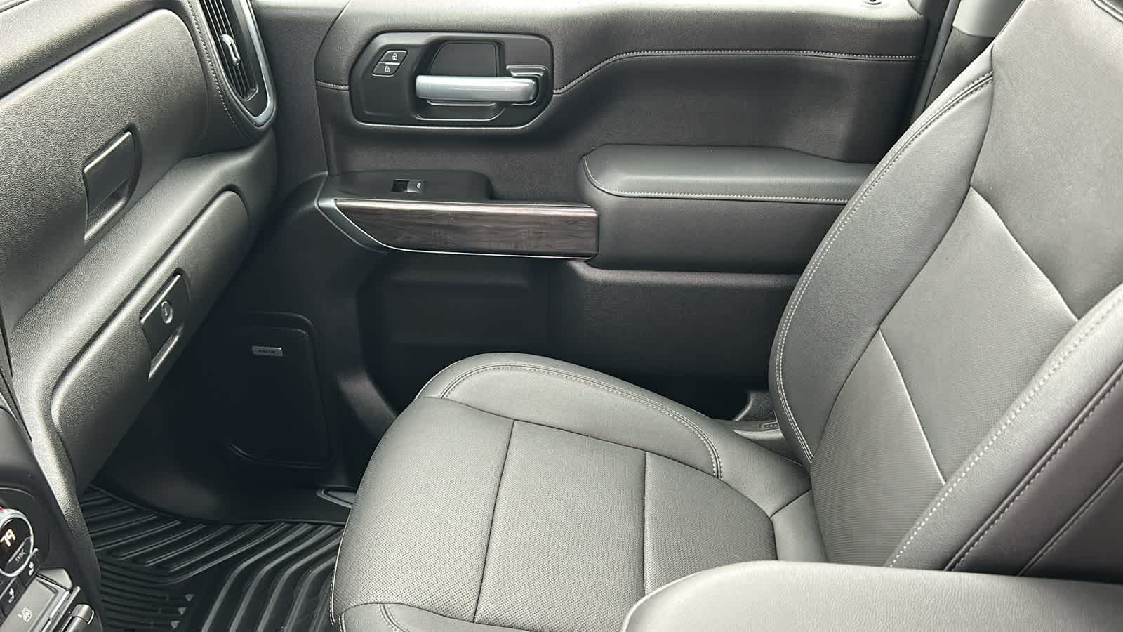 Thumbnail: 2021 Chevrolet Silverado 2500 - 9