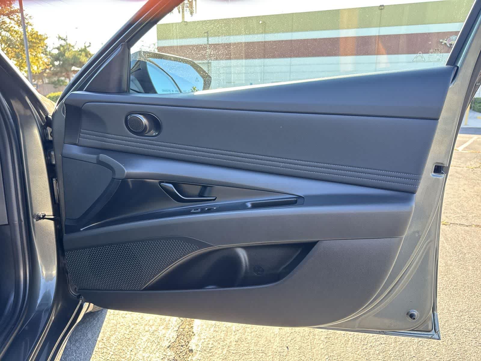 Thumbnail: 2025 Hyundai Elantra - 36