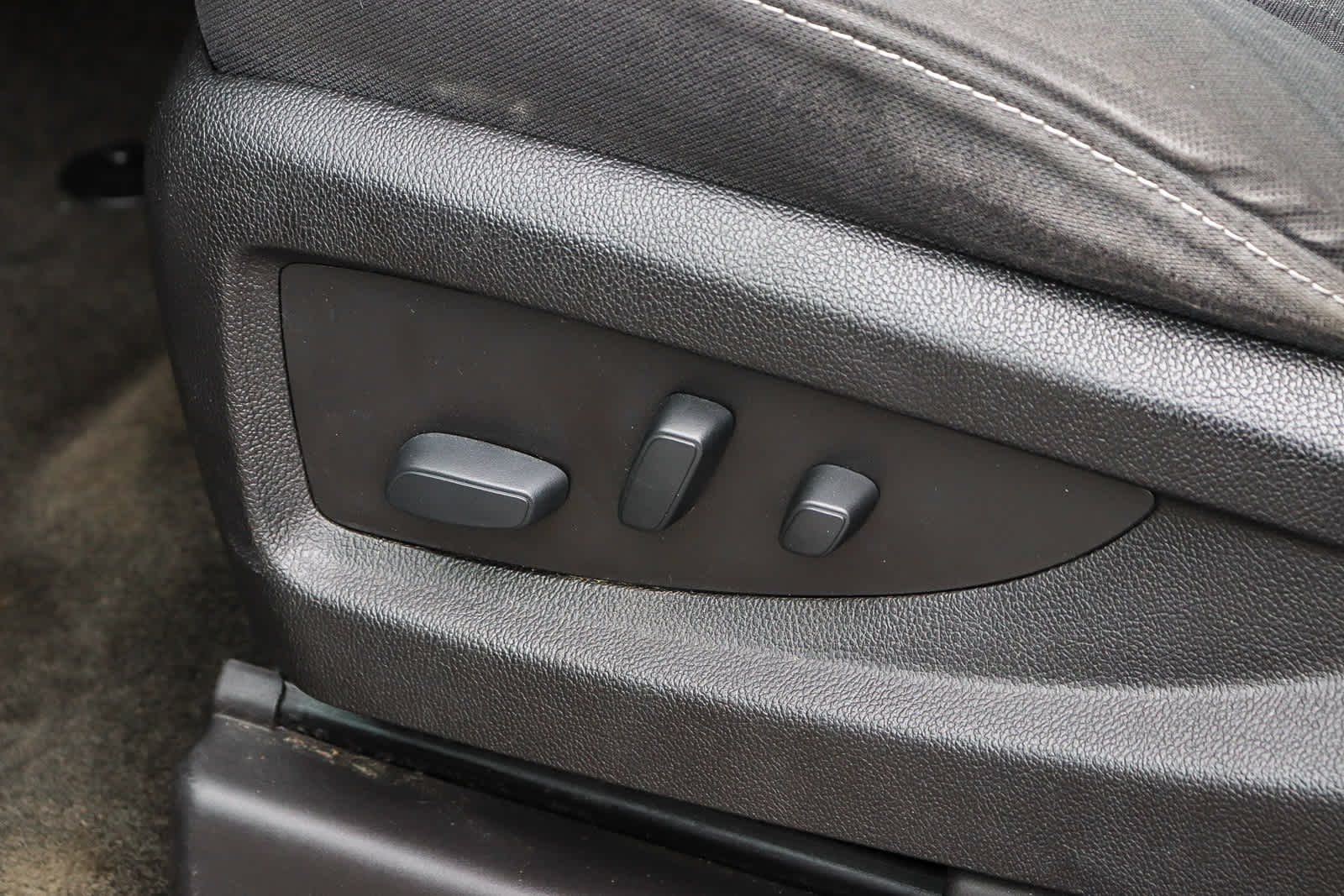 Thumbnail: 2017 Chevrolet Suburban - 27