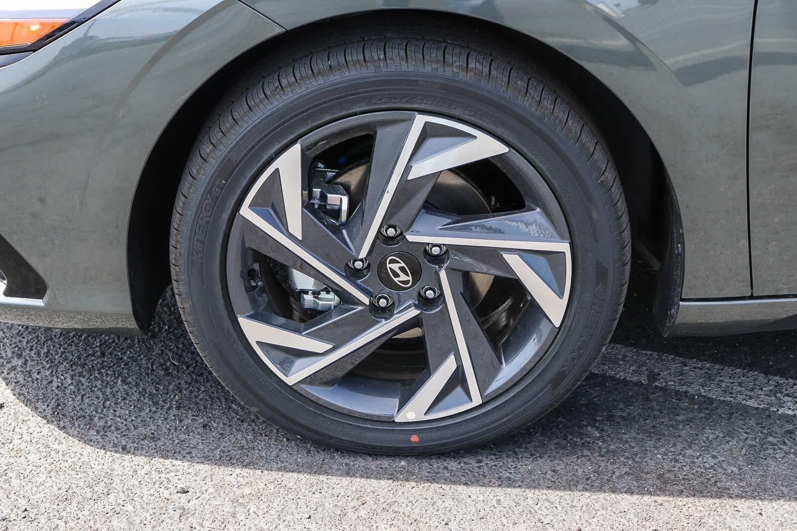 Thumbnail: 2026 Hyundai Elantra - 12