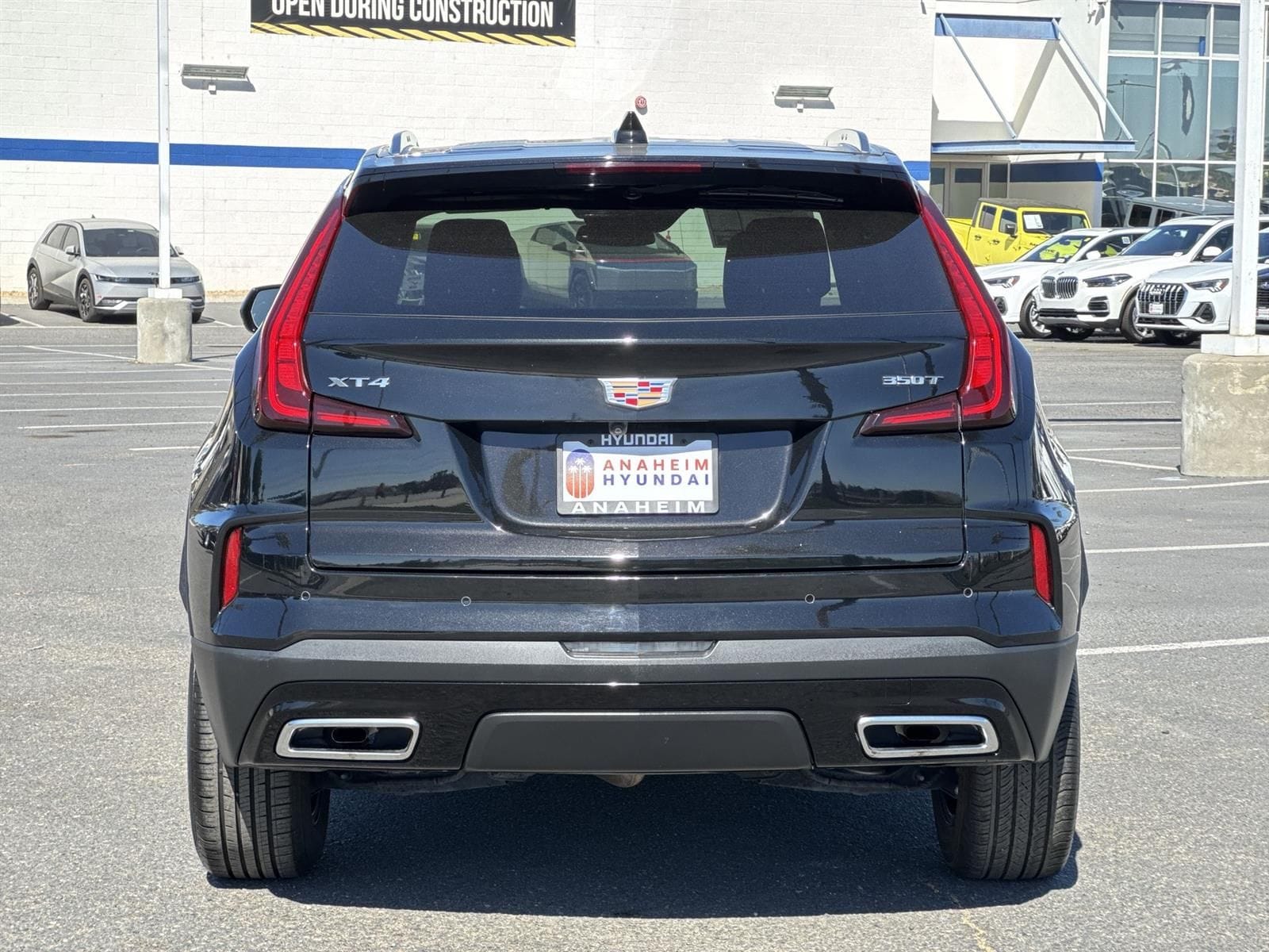 Thumbnail: 2024 Cadillac XT4 - 4