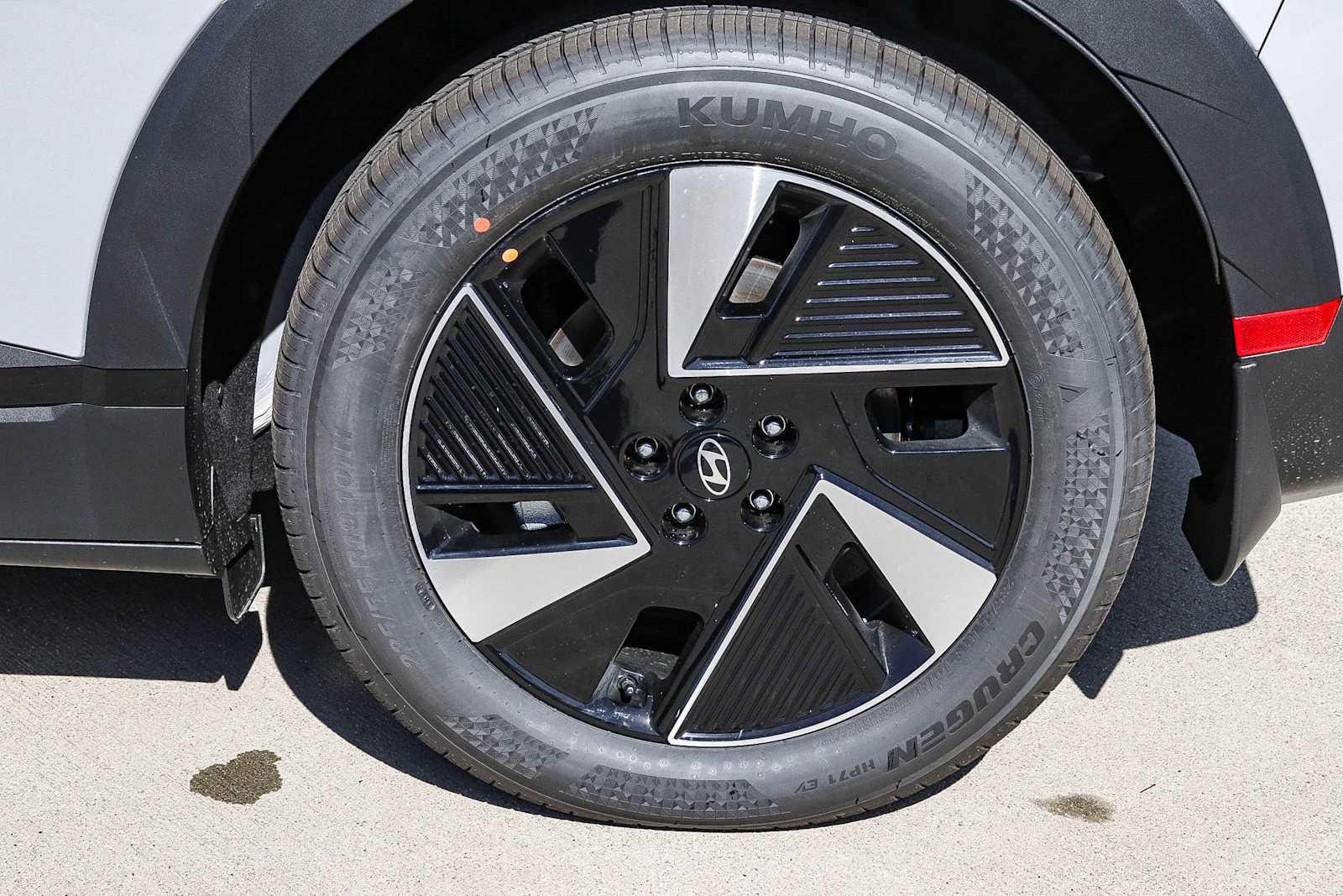 Thumbnail: 2026 Hyundai Ioniq 5 - 11