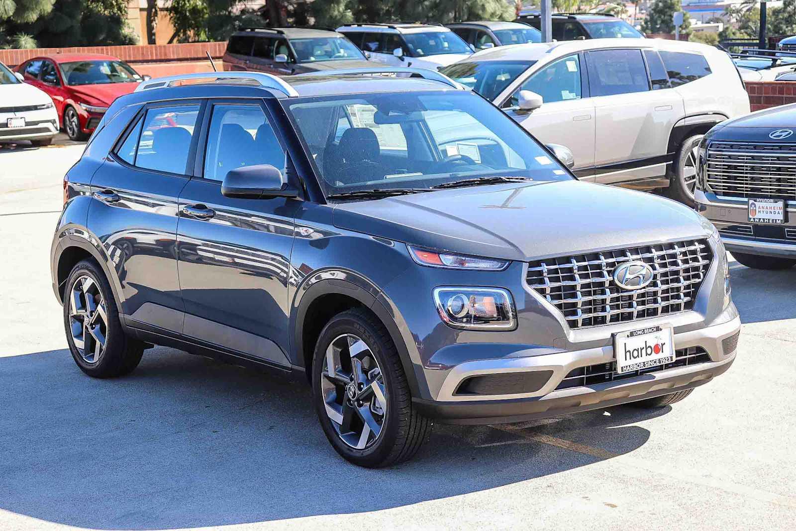 Thumbnail: 2026 Hyundai Venue - 3