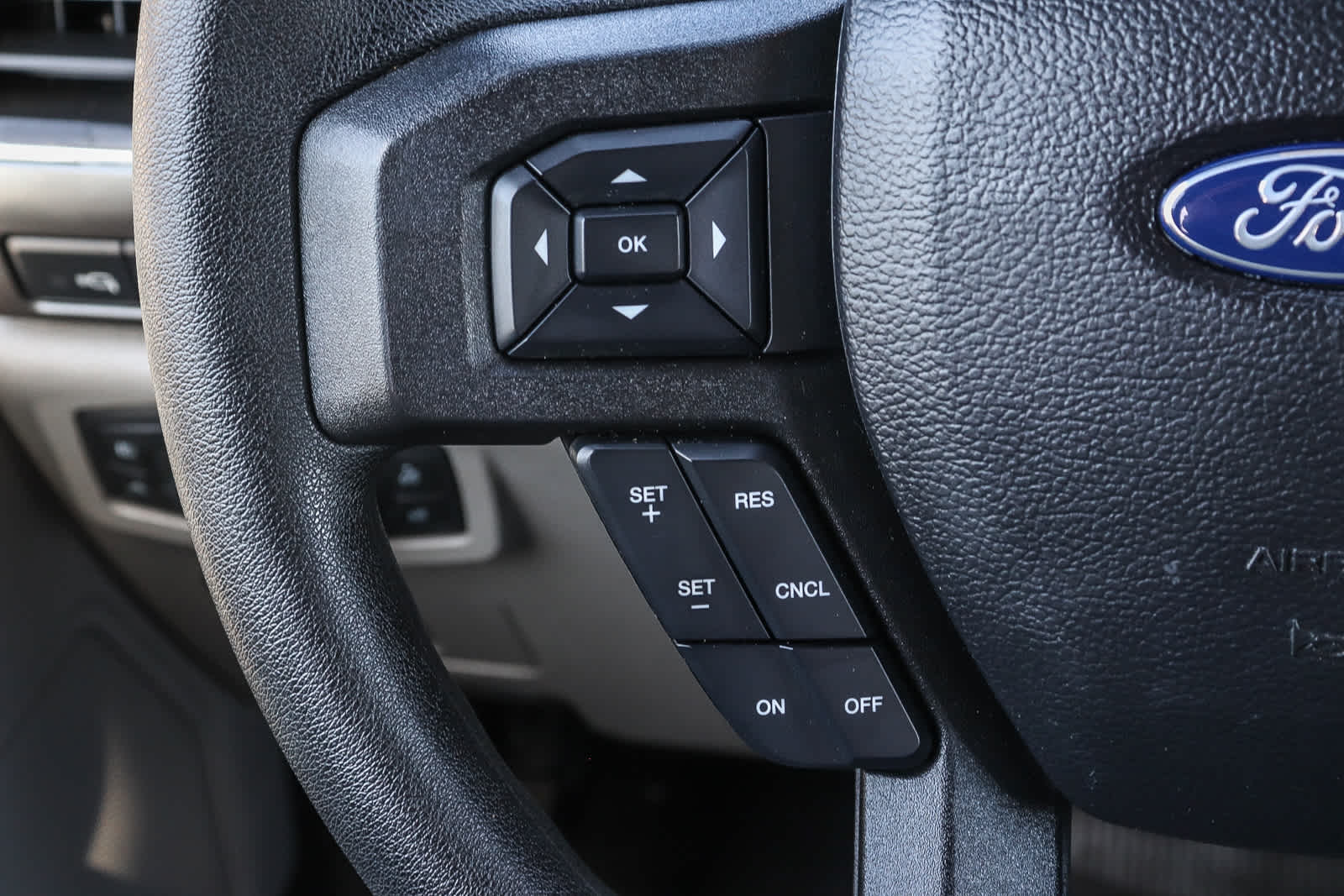 Thumbnail: 2020 Ford Econoline - 19