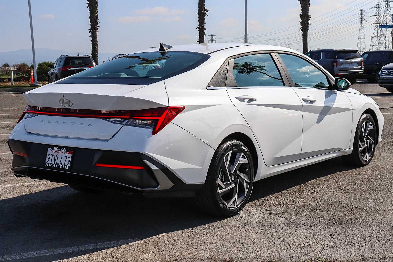 Thumbnail: 2025 Hyundai Elantra - 6