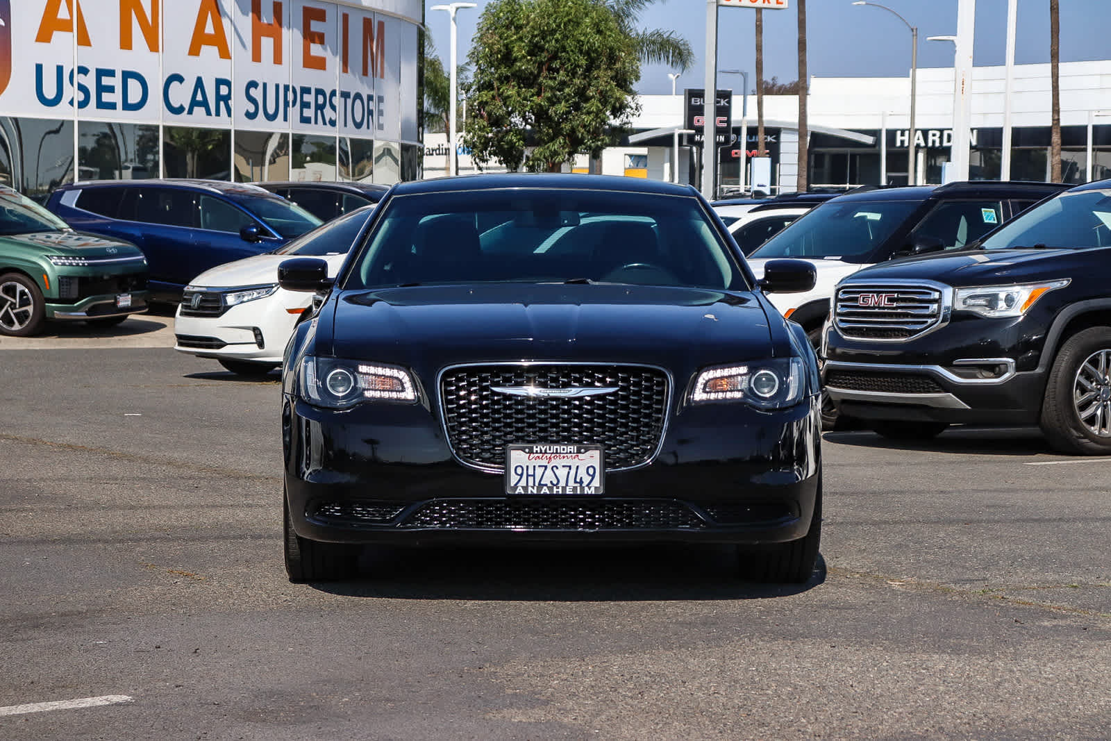 Thumbnail: 2018 Chrysler 300 - 2