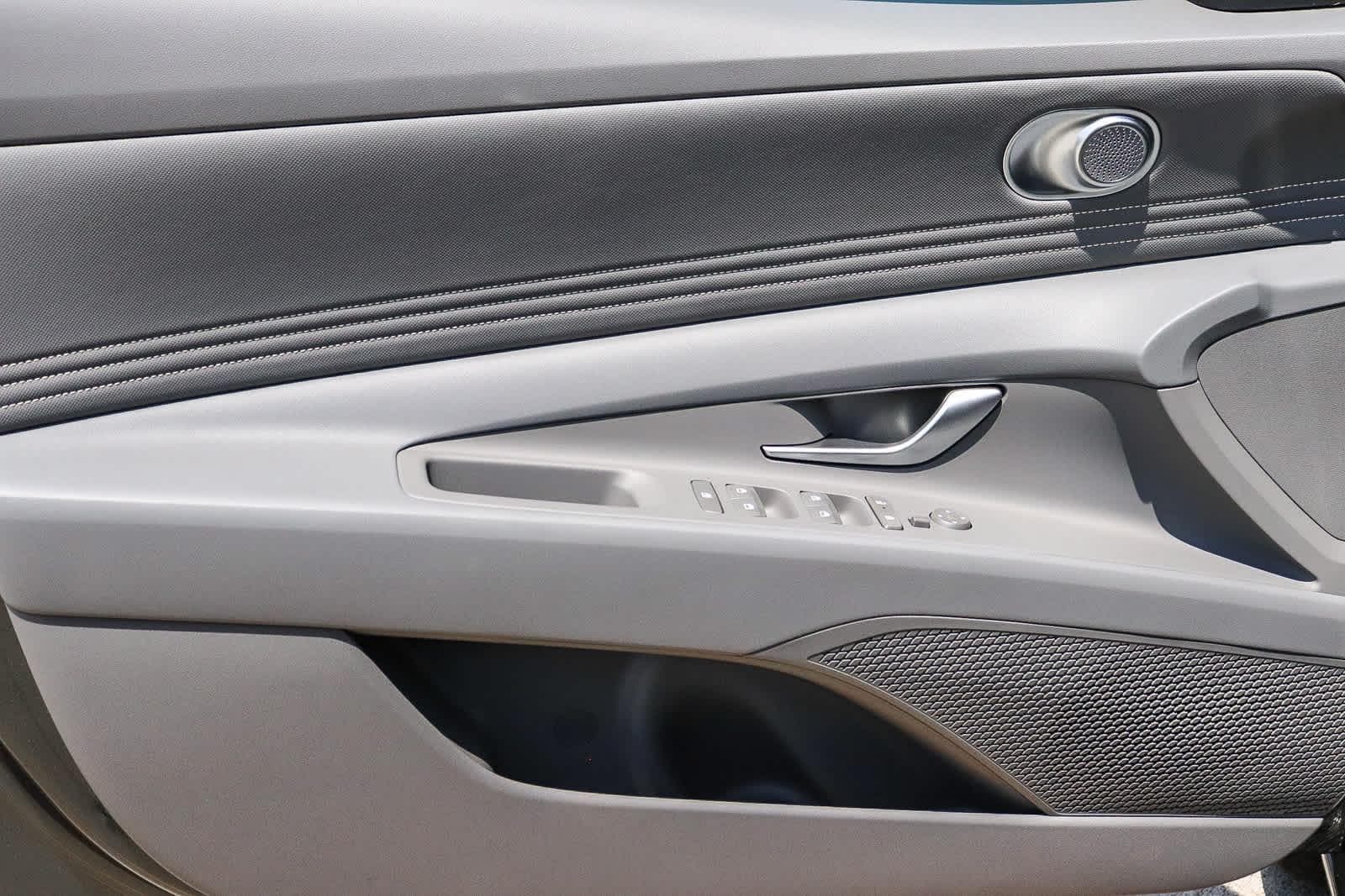 Thumbnail: 2026 Hyundai Elantra - 25