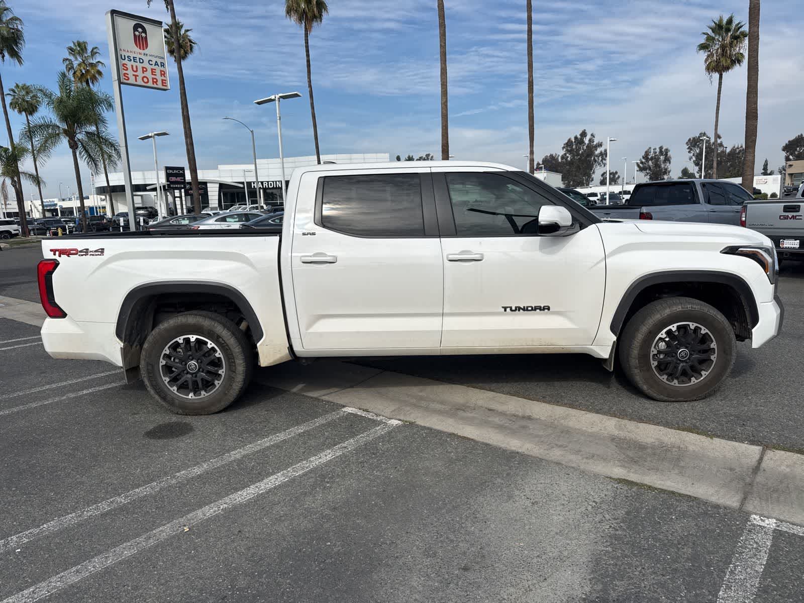 Thumbnail: 2024 Toyota Tundra - 2