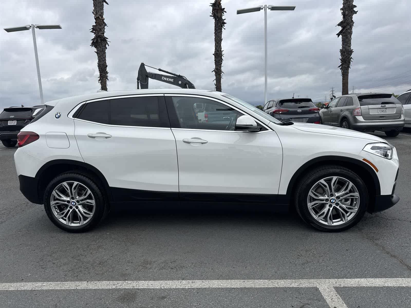 Thumbnail: 2022 BMW X2 - 3