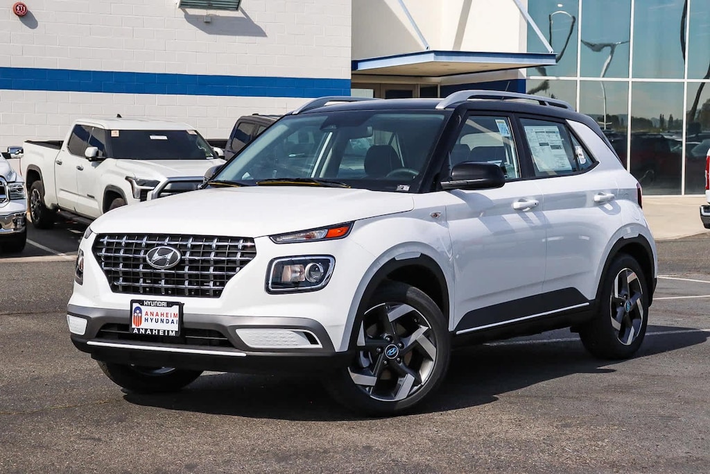 New 2026 Hyundai Venue SEL w/Two-Tone Roof SUV