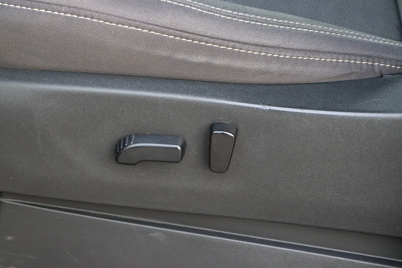 Thumbnail: 2022 Nissan Frontier - 22