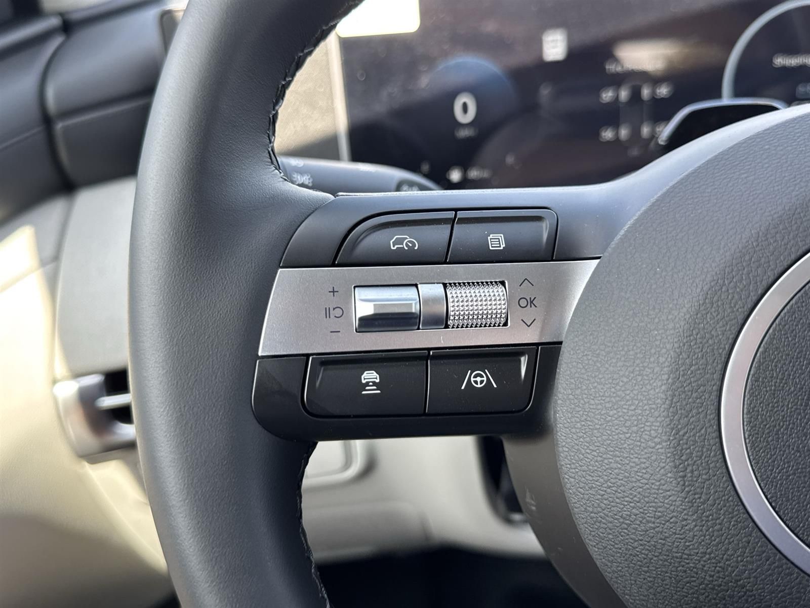Thumbnail: 2025 Hyundai Tucson - 11
