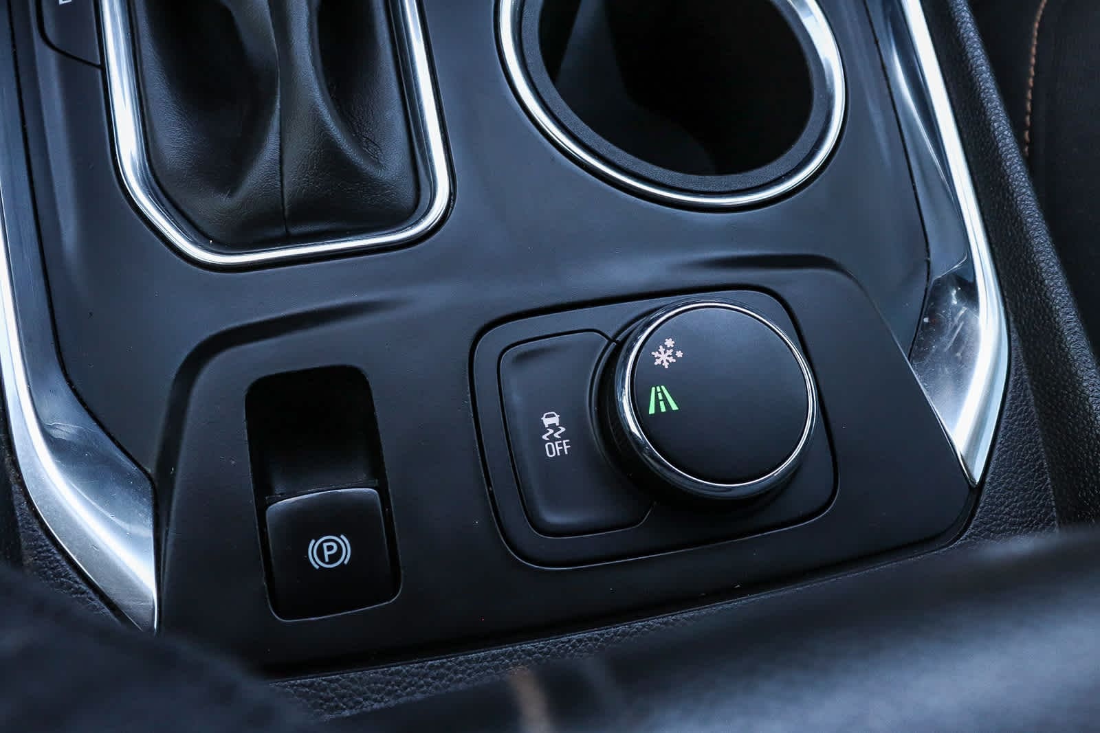 Thumbnail: 2021 Chevrolet Traverse - 27