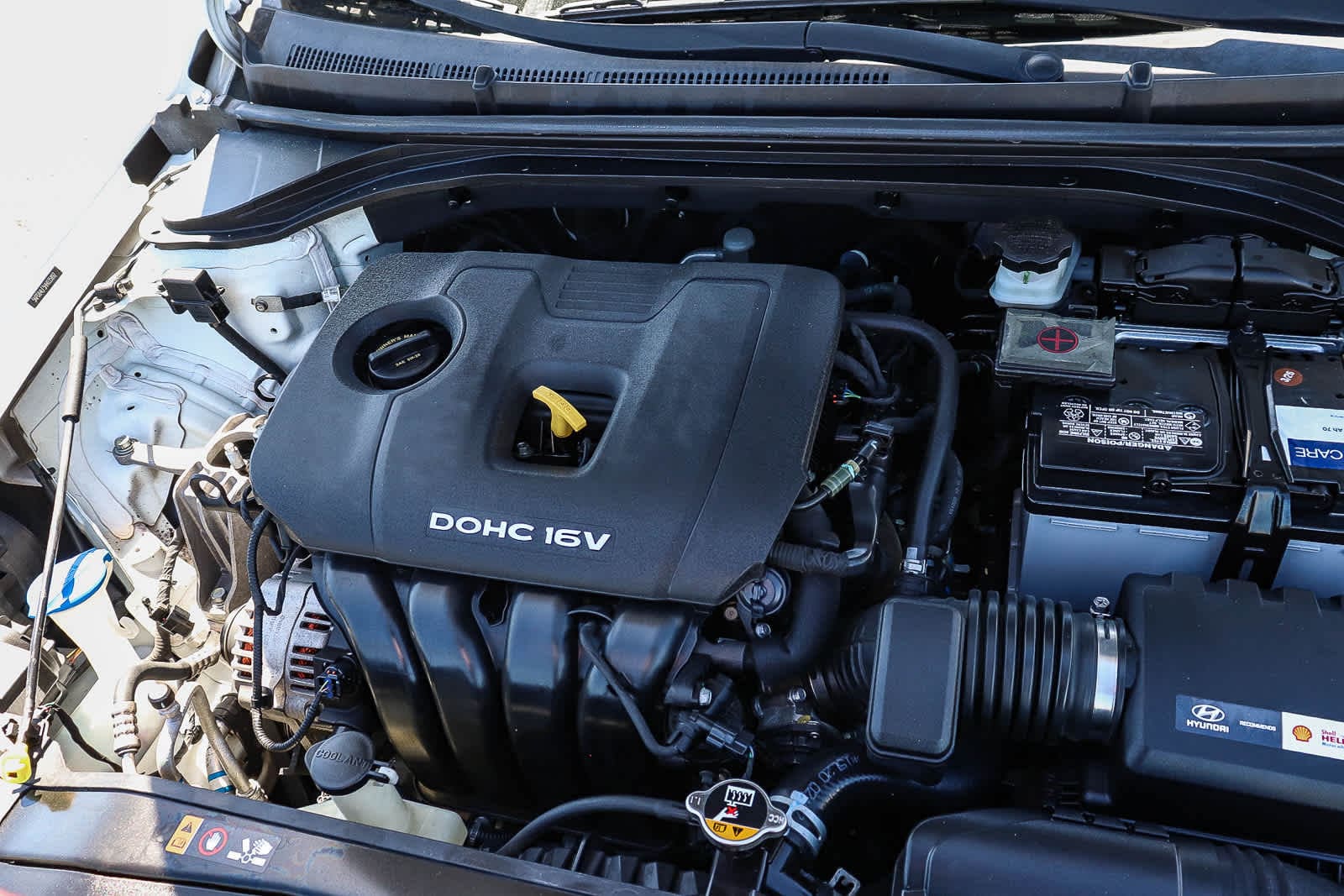 Thumbnail: 2017 Hyundai Elantra - 30