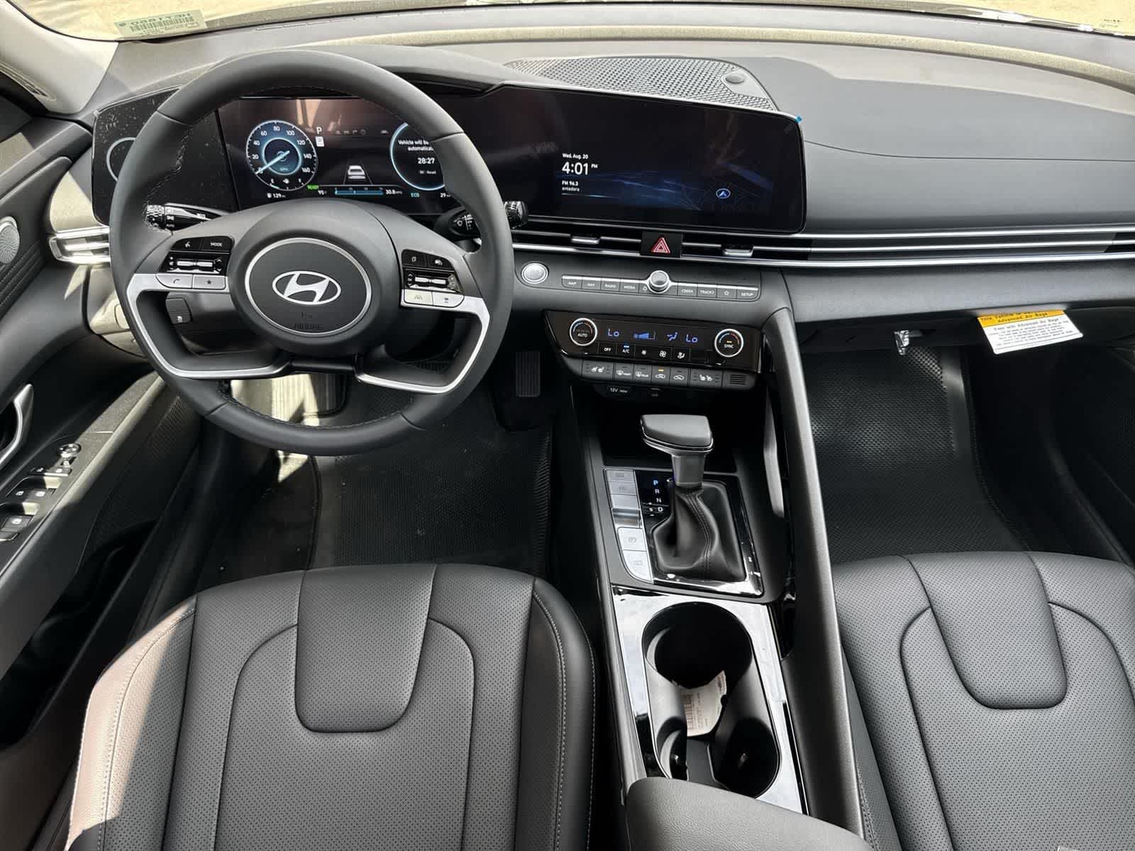 Thumbnail: 2025 Hyundai Elantra - 10