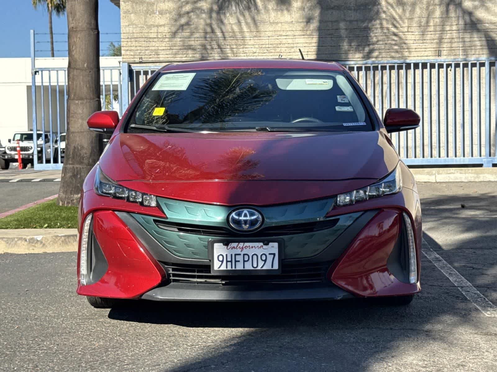 Thumbnail: 2018 Toyota Prius Prime - 2