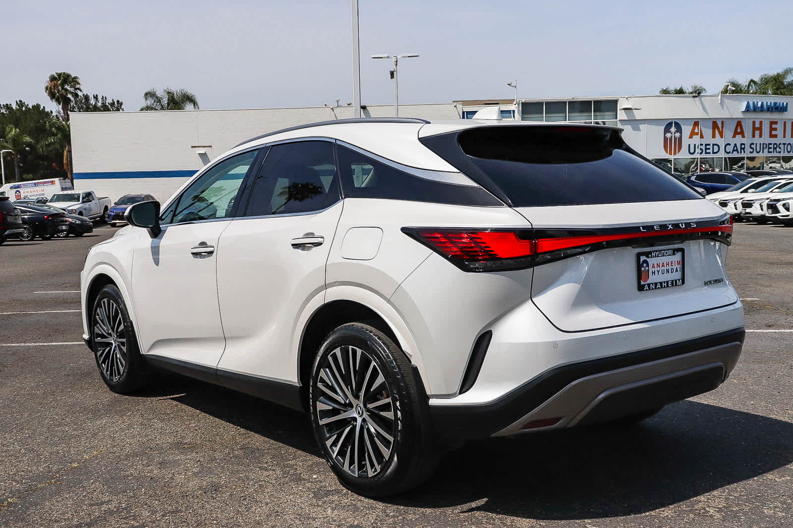 2023 LEXUS RX 350 Premium Plus photo 3