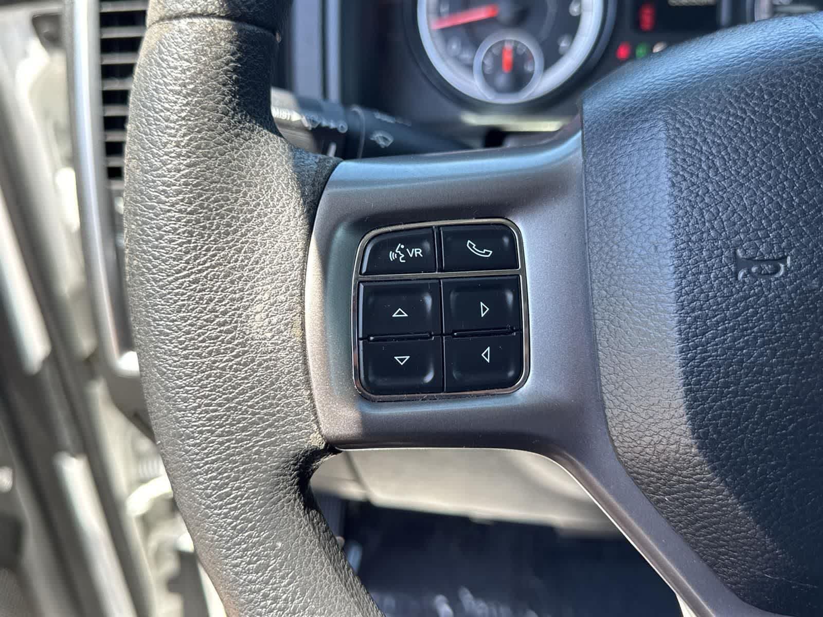 Thumbnail: 2022 RAM 1500 Classic - 10