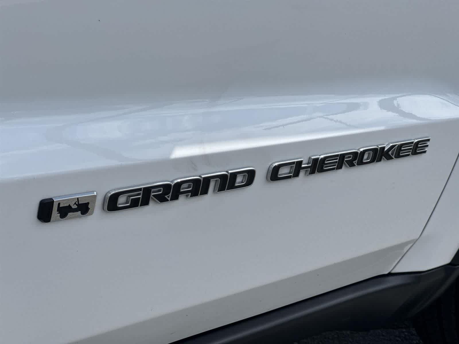 Thumbnail: 2022 Jeep Grand Cherokee - 36