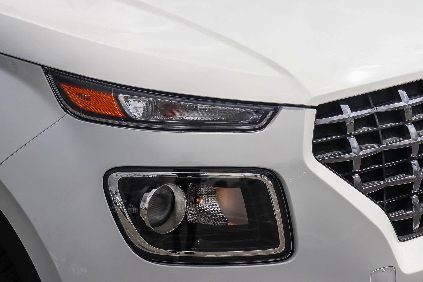 Thumbnail: 2026 Hyundai Venue - 4