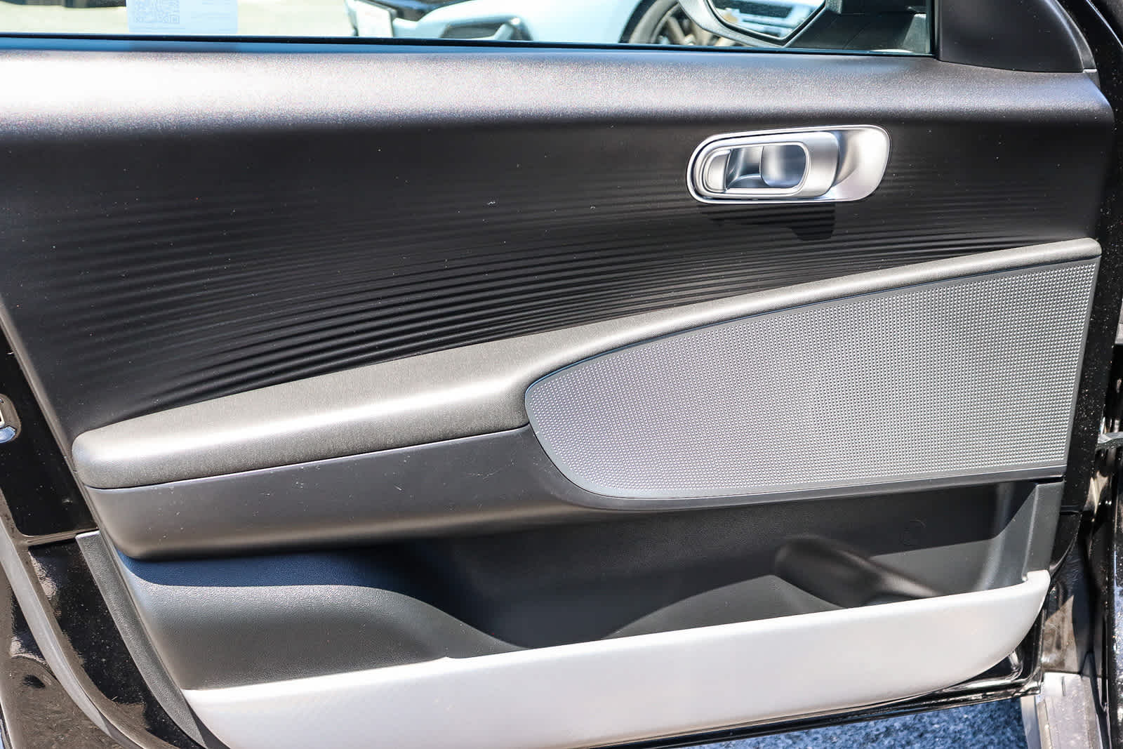 Thumbnail: 2024 Hyundai Ioniq 6 - 25