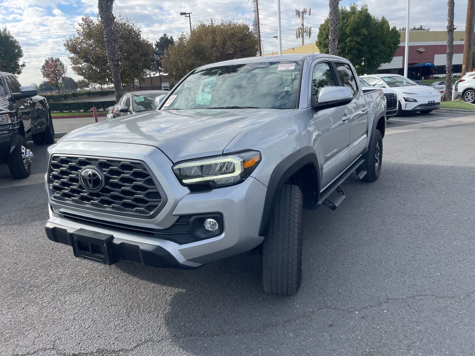 Thumbnail: 2023 Toyota Tacoma - 7