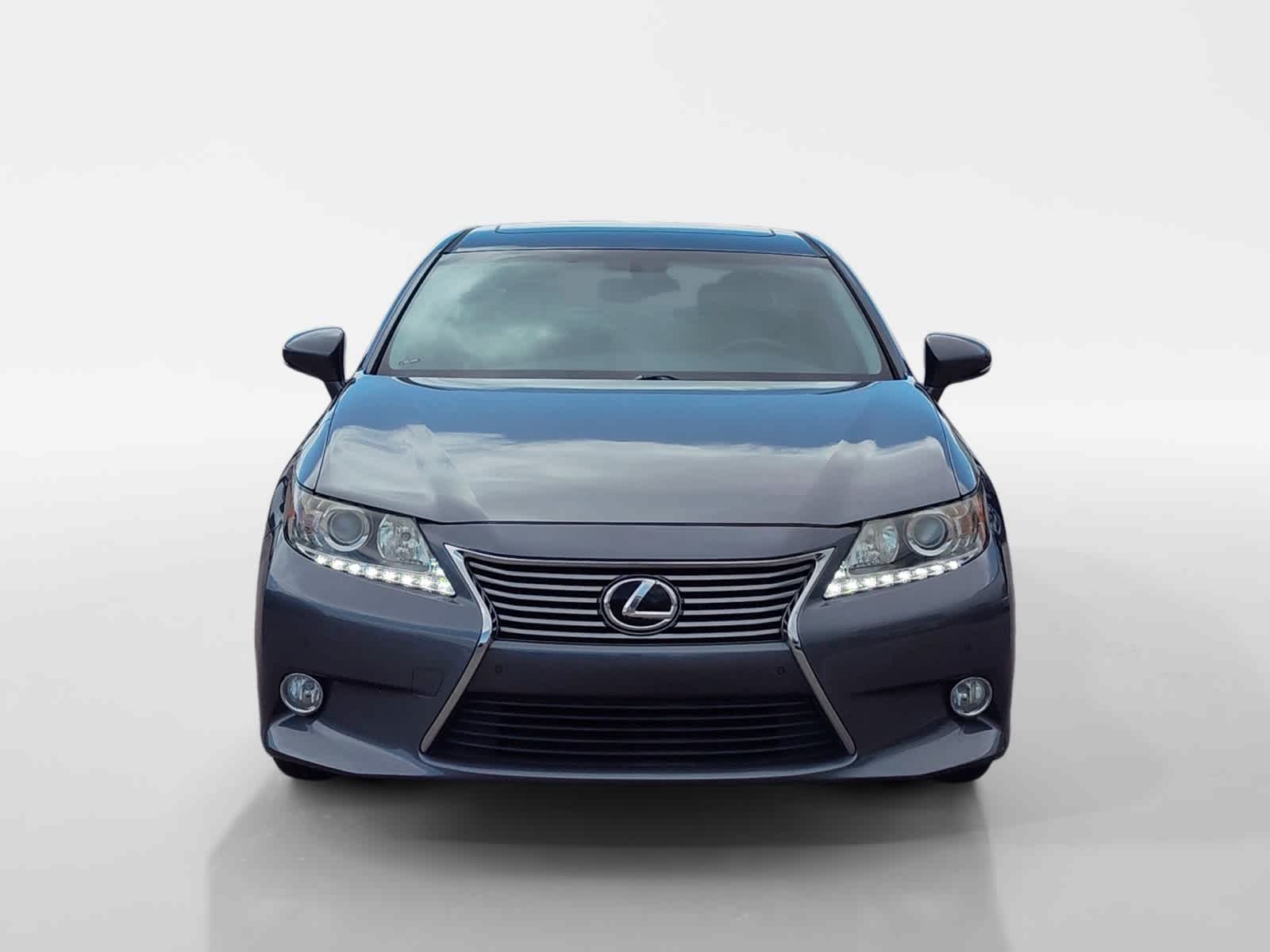 Thumbnail: 2014 Lexus ES - 8