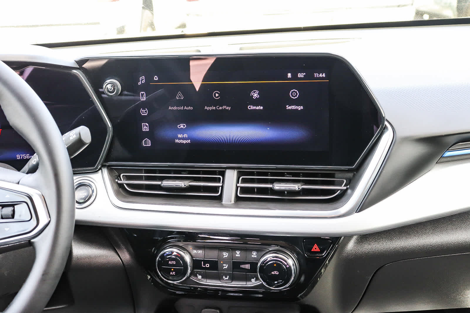 Thumbnail: 2024 Chevrolet Trax - 13