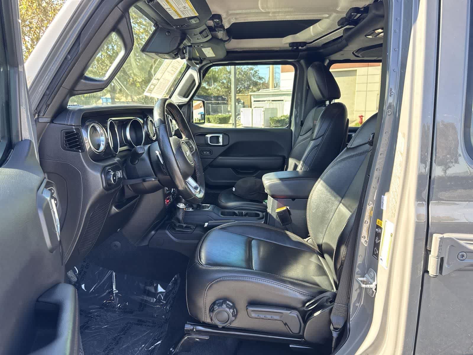Thumbnail: 2021 Jeep Wrangler - 22