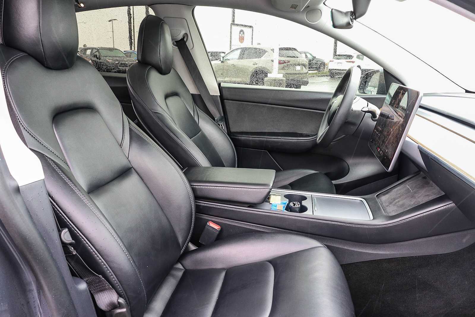 Thumbnail: 2020 Tesla Model Y - 17