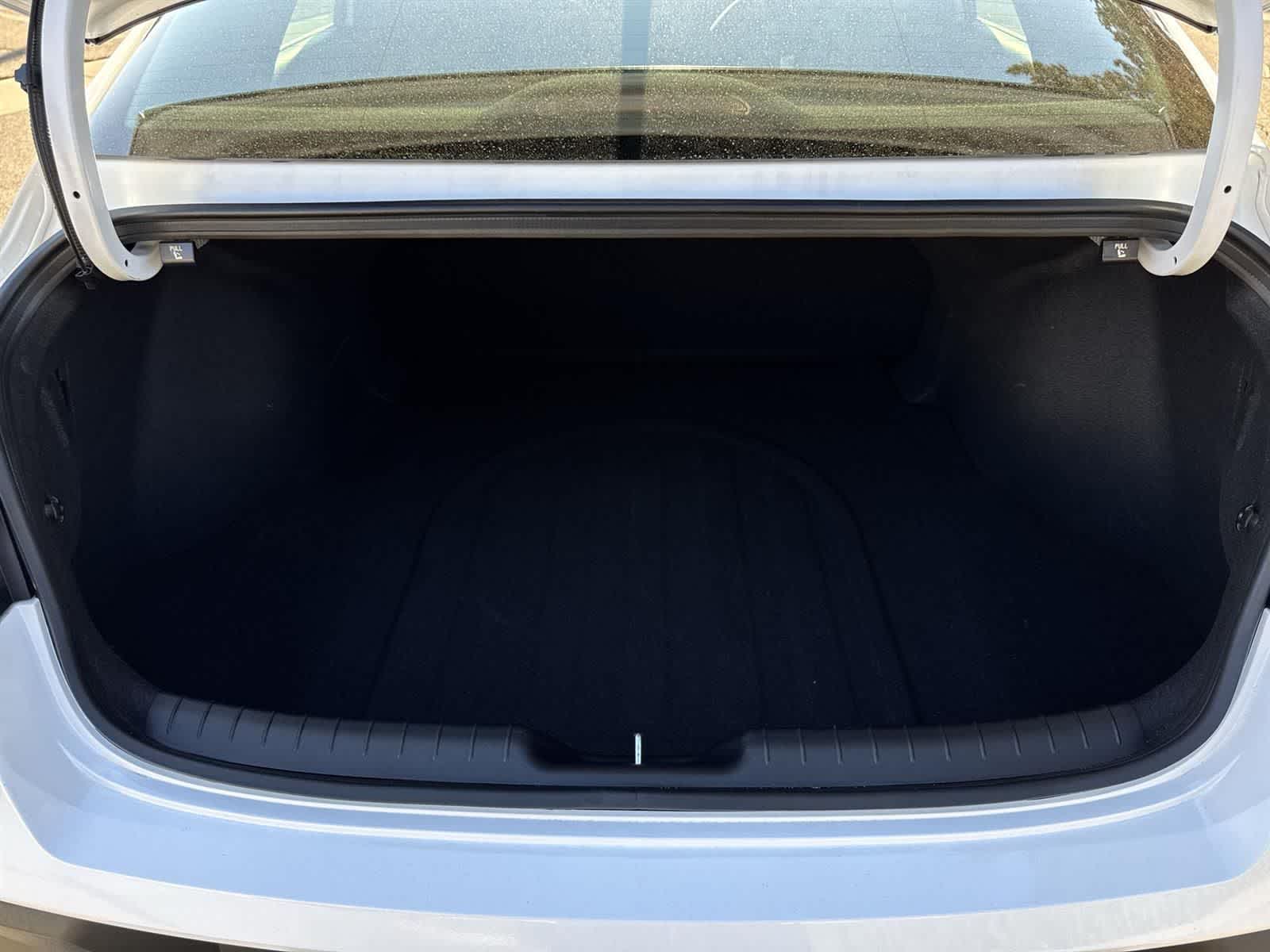 Thumbnail: 2025 Hyundai Elantra - 26