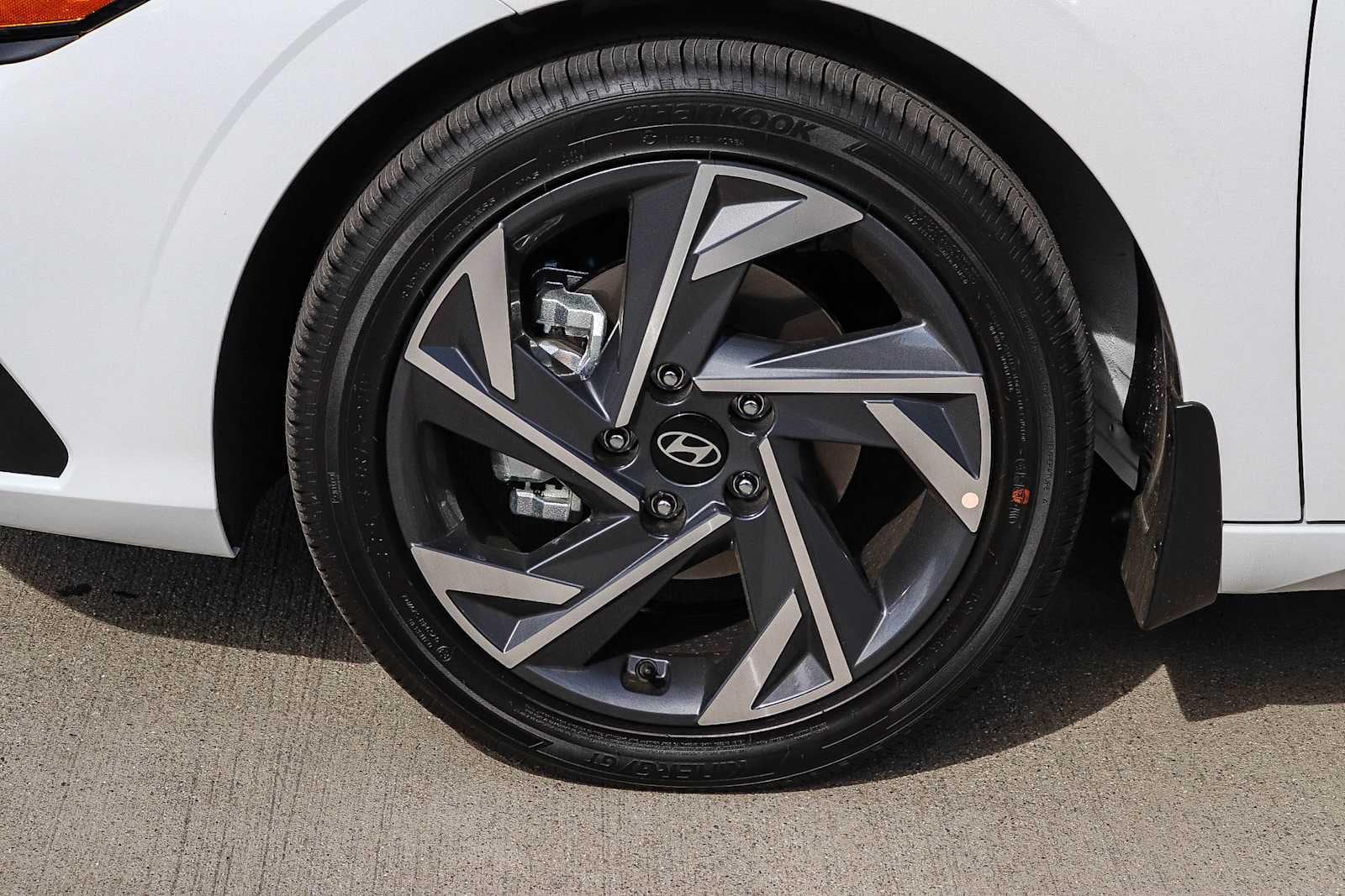 Thumbnail: 2026 Hyundai Elantra - 12